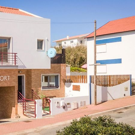 The Port Beach House Praia da Lourinha Exterior photo